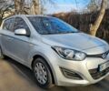 Серый Хендай и20, объемом двигателя 1.25 л и пробегом 180 тыс. км за 6500 $, фото 1 на Automoto.ua