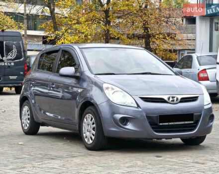 Хендай и20 2012 в Днепре (Днепропетровске) на Automoto.ua Серый Хендай и20, объемом двигателя 1.25 л и пробегом 90 тыс. км за 6450 $, фото 4 на Automoto.ua