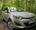 Серый Хендай и20, объемом двигателя 1.25 л и пробегом 330 тыс. км за 1300 $, фото 1 на Automoto.ua