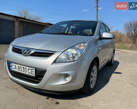 Сірий Хендай і20, об'ємом двигуна 1.25 л та пробігом 112 тис. км за 5550 $, фото 2 на Automoto.ua