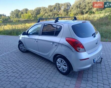 Серый Хендай и20, объемом двигателя 1.2 л и пробегом 230 тыс. км за 4999 $, фото 6 на Automoto.ua