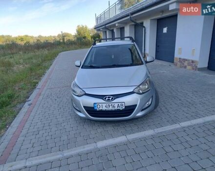 Серый Хендай и20, объемом двигателя 1.2 л и пробегом 230 тыс. км за 4999 $, фото 3 на Automoto.ua