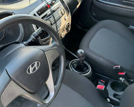 Серый Хендай и20, объемом двигателя 1.12 л и пробегом 126 тыс. км за 6400 $, фото 9 на Automoto.ua