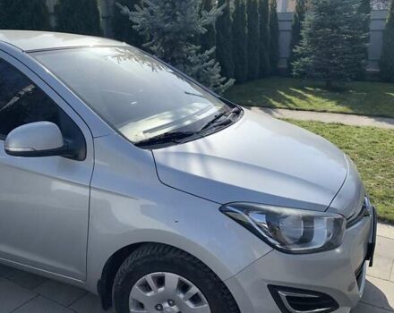 Сірий Хендай і20, об'ємом двигуна 0 л та пробігом 193 тис. км за 6450 $, фото 3 на Automoto.ua