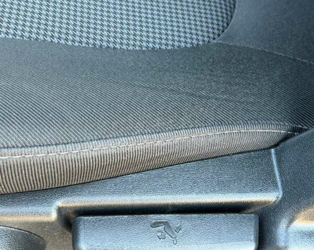 Серый Хендай и20, объемом двигателя 1.12 л и пробегом 126 тыс. км за 6400 $, фото 18 на Automoto.ua