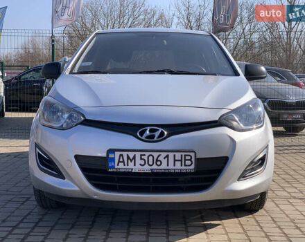 Сірий Хендай і20, об'ємом двигуна 1.1 л та пробігом 125 тис. км за 6499 $, фото 3 на Automoto.ua