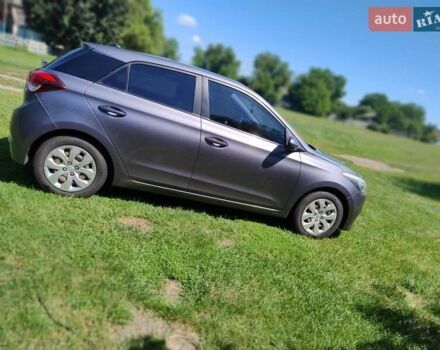 Сірий Хендай і20, об'ємом двигуна 1.12 л та пробігом 172 тис. км за 10500 $, фото 5 на Automoto.ua