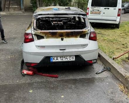 Серый Хендай и20, объемом двигателя 1 л и пробегом 57 тыс. км за 8000 $, фото 2 на Automoto.ua