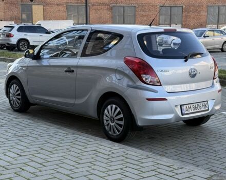 Серый Хендай и20, объемом двигателя 1.2 л и пробегом 198 тыс. км за 4300 $, фото 4 на Automoto.ua