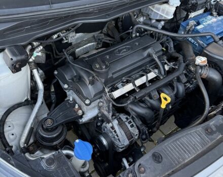 Серый Хендай и20, объемом двигателя 1.2 л и пробегом 198 тыс. км за 4300 $, фото 17 на Automoto.ua