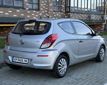 Серый Хендай и20, объемом двигателя 1.2 л и пробегом 198 тыс. км за 4300 $, фото 6 на Automoto.ua