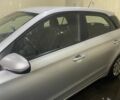 Серый Хендай и20, объемом двигателя 1 л и пробегом 90 тыс. км за 13500 $, фото 5 на Automoto.ua