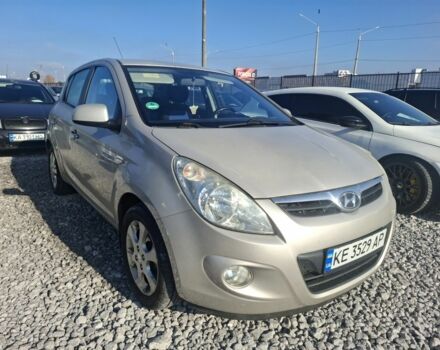 Сірий Хендай і20, об'ємом двигуна 1.4 л та пробігом 195 тис. км за 4900 $, фото 1 на Automoto.ua