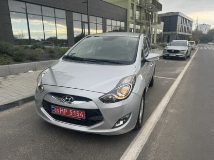 Серый Хендай и20, объемом двигателя 1.6 л и пробегом 137 тыс. км за 10900 $, фото 1 на Automoto.ua