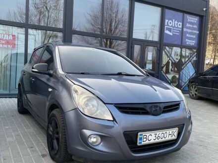 Хендай і20 2011 у Львові на Automoto.ua Сірий Хендай і20, об'ємом двигуна 1.4 л та пробігом 350 тис. км за 4500 $, фото 1 на Automoto.ua
