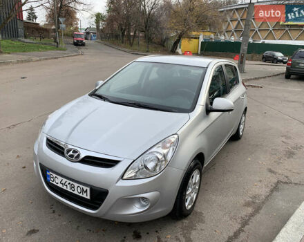 Сірий Хендай і20, об'ємом двигуна 1.2 л та пробігом 203 тис. км за 4500 $, фото 1 на Automoto.ua