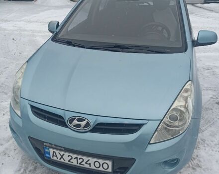 Серый Хендай и20, объемом двигателя 1.4 л и пробегом 122 тыс. км за 6300 $, фото 1 на Automoto.ua