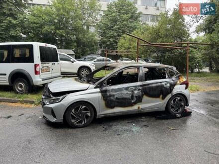 Серый Хендай и20, объемом двигателя 1 л и пробегом 57 тыс. км за 8000 $, фото 1 на Automoto.ua