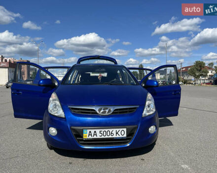 Синий Хендай и20, объемом двигателя 1.4 л и пробегом 180 тыс. км за 7400 $, фото 1 на Automoto.ua