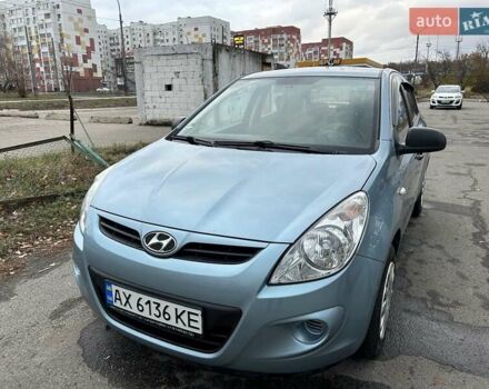 Синий Хендай и20, объемом двигателя 1.25 л и пробегом 168 тыс. км за 4799 $, фото 4 на Automoto.ua