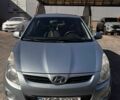 Синий Хендай и20, объемом двигателя 1.25 л и пробегом 300 тыс. км за 3800 $, фото 1 на Automoto.ua