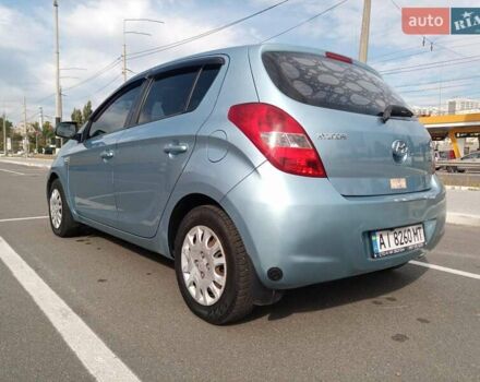 Синий Хендай и20, объемом двигателя 1.25 л и пробегом 205 тыс. км за 4900 $, фото 4 на Automoto.ua