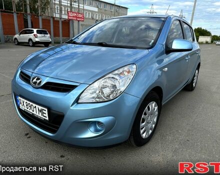 Синий Хендай и20, объемом двигателя 1.4 л и пробегом 50 тыс. км за 8400 $, фото 2 на Automoto.ua