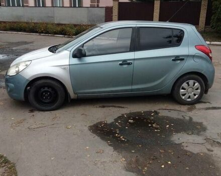 Синій Хендай і20, об'ємом двигуна 1.2 л та пробігом 300 тис. км за 4050 $, фото 3 на Automoto.ua