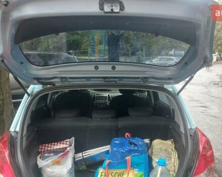 Синий Хендай и20, объемом двигателя 1.1 л и пробегом 180 тыс. км за 5900 $, фото 6 на Automoto.ua