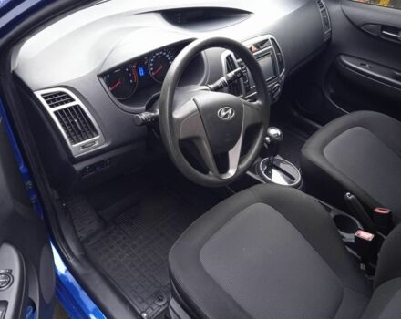 Синій Хендай і20, об'ємом двигуна 1.4 л та пробігом 49 тис. км за 9700 $, фото 7 на Automoto.ua