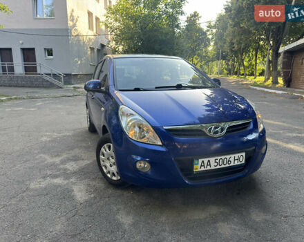Синий Хендай и20, объемом двигателя 1.4 л и пробегом 138 тыс. км за 7500 $, фото 1 на Automoto.ua