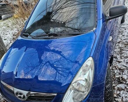 Синій Хендай і20, об'ємом двигуна 1.2 л та пробігом 106 тис. км за 3800 $, фото 1 на Automoto.ua