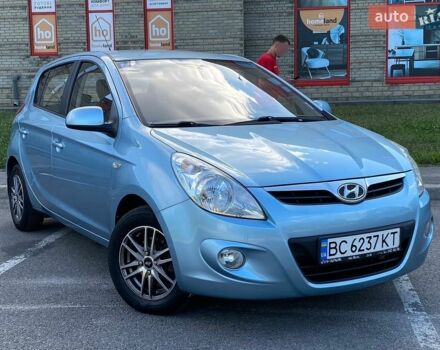 Синий Хендай и20, объемом двигателя 1.4 л и пробегом 150 тыс. км за 7999 $, фото 1 на Automoto.ua