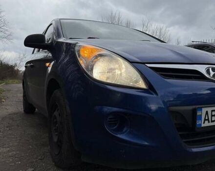 Синий Хендай и20, объемом двигателя 1.25 л и пробегом 250 тыс. км за 4200 $, фото 1 на Automoto.ua