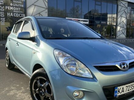 Хендай і20 2011 у Вишневом на Automoto.ua Синій Хендай і20, об'ємом двигуна 1.4 л та пробігом 45 тис. км за 9500 $, фото 1 на Automoto.ua