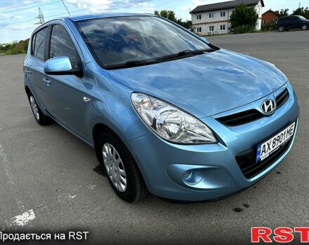 Синий Хендай и20, объемом двигателя 1.4 л и пробегом 50 тыс. км за 8400 $, фото 1 на Automoto.ua