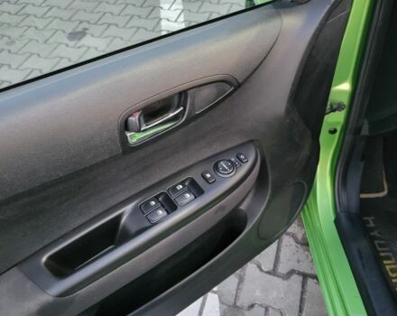 Зеленый Хендай и20, объемом двигателя 1.4 л и пробегом 98 тыс. км за 7200 $, фото 5 на Automoto.ua