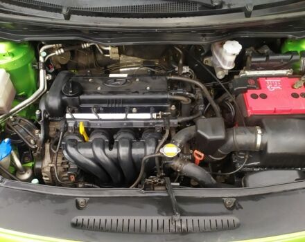 Хендай и20 2010 в Кривом Роге на Automoto.ua Зеленый Хендай и20, объемом двигателя 1.4 л и пробегом 95 тыс. км за 7200 $, фото 3 на Automoto.ua