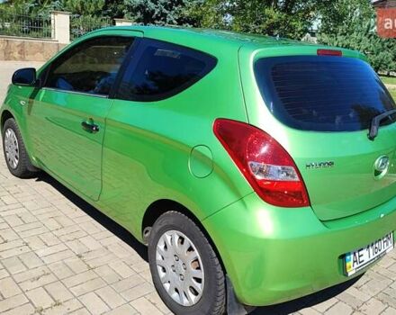 Зелений Хендай і20, об'ємом двигуна 1.25 л та пробігом 180 тис. км за 3900 $, фото 4 на Automoto.ua