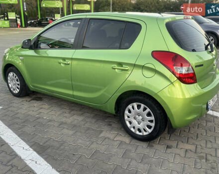 Зеленый Хендай и20, объемом двигателя 1.4 л и пробегом 125 тыс. км за 8000 $, фото 6 на Automoto.ua