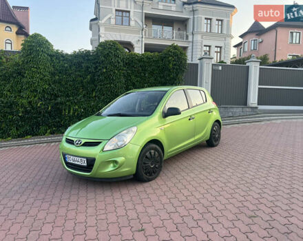 Зелений Хендай і20, об'ємом двигуна 1.25 л та пробігом 128 тис. км за 5000 $, фото 1 на Automoto.ua