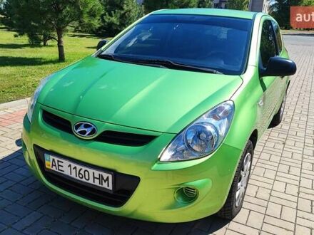 Хендай і20 2010 у Никополе на Automoto.ua Зелений Хендай і20, об'ємом двигуна 1.25 л та пробігом 180 тис. км за 3900 $, фото 1 на Automoto.ua