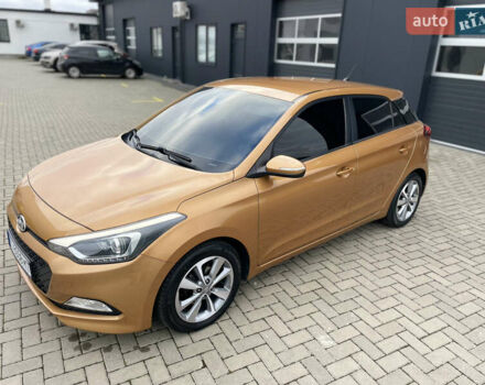 Оранжевый Хендай и20, объемом двигателя 1.37 л и пробегом 82 тыс. км за 12300 $, фото 7 на Automoto.ua