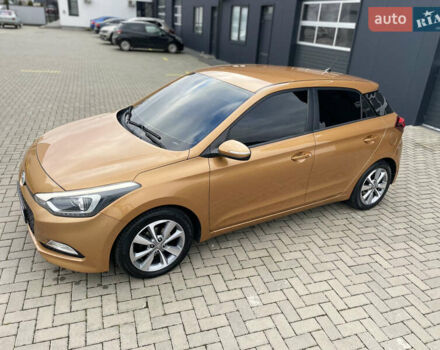 Оранжевый Хендай и20, объемом двигателя 1.37 л и пробегом 82 тыс. км за 12300 $, фото 6 на Automoto.ua