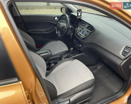 Оранжевый Хендай и20, объемом двигателя 1.37 л и пробегом 82 тыс. км за 12300 $, фото 38 на Automoto.ua