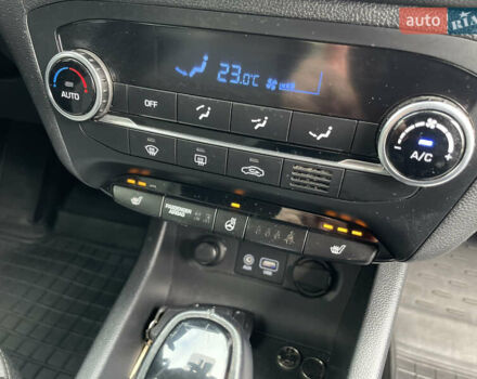 Оранжевый Хендай и20, объемом двигателя 1.37 л и пробегом 82 тыс. км за 12300 $, фото 41 на Automoto.ua