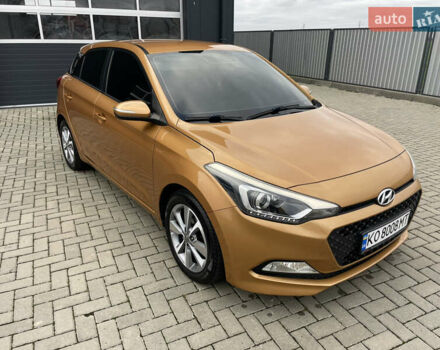 Оранжевый Хендай и20, объемом двигателя 1.37 л и пробегом 82 тыс. км за 12300 $, фото 14 на Automoto.ua