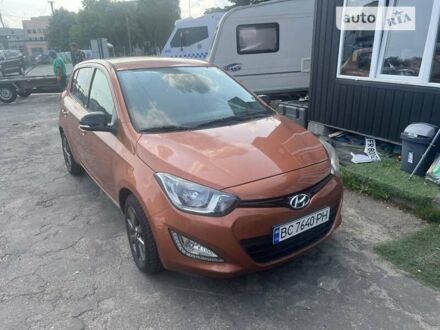 Хендай і20 2014 у Львові на Automoto.ua Помаранчевий Хендай і20, об'ємом двигуна 1.3 л та пробігом 130 тис. км за 6500 $, фото 1 на Automoto.ua