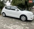 Белый Хендай i30, объемом двигателя 1.58 л и пробегом 205 тыс. км за 5999 $, фото 1 на Automoto.ua
