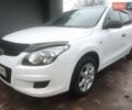 Белый Хендай i30, объемом двигателя 1.4 л и пробегом 171 тыс. км за 6800 $, фото 3 на Automoto.ua